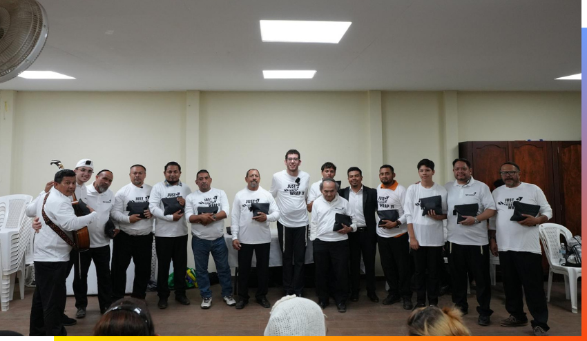 Aish Students gifting tefillin to a group in El Salvador ranging from ages 15-80.