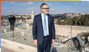 Rabbi Steven Burg on the Aish rooftop
