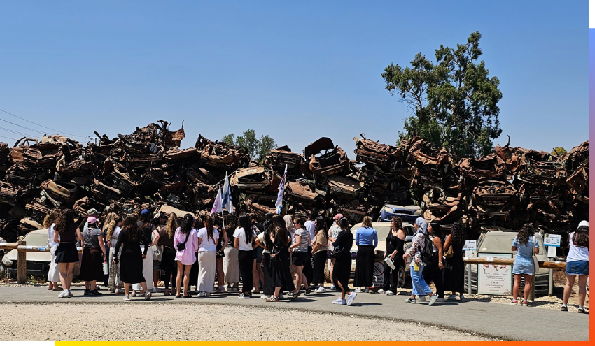 Burned cars from the Nova festival