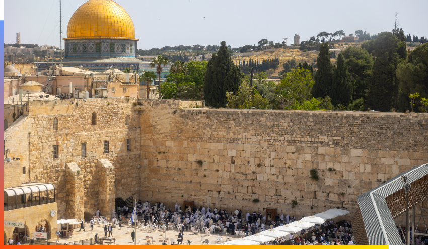 Early morning photo of the Kotel just before Shavuos.