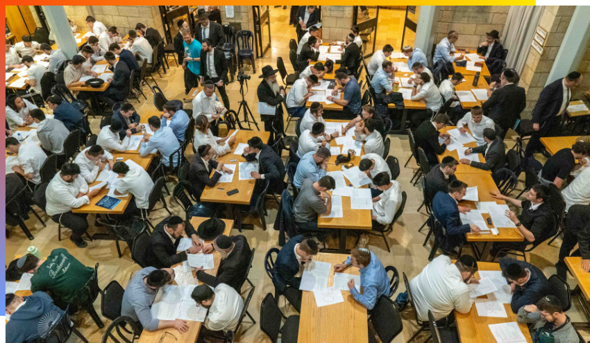 A full complement of students learning in the Aish Beit Midrash.