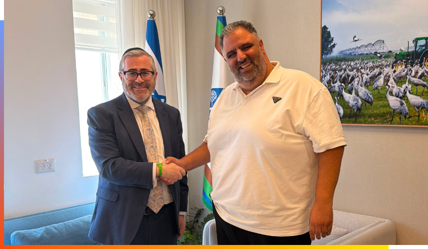 Rabbi Burg with Eyal Ostrinsky.